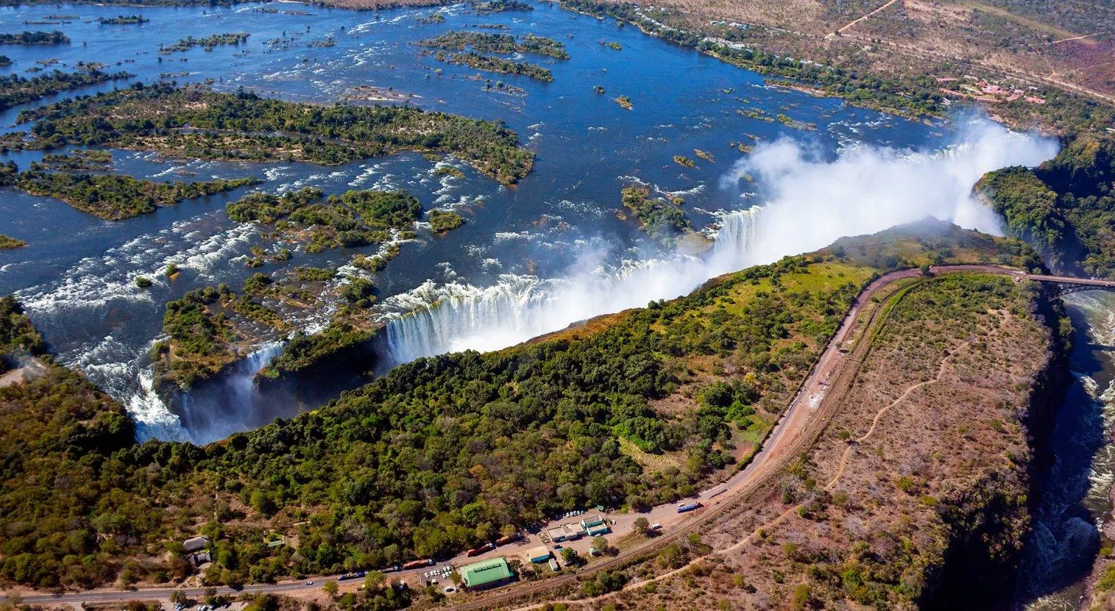 6-day Lake Kariba prices focus across Zimbabwe Safari Tour and Guided time in Matobo Hills