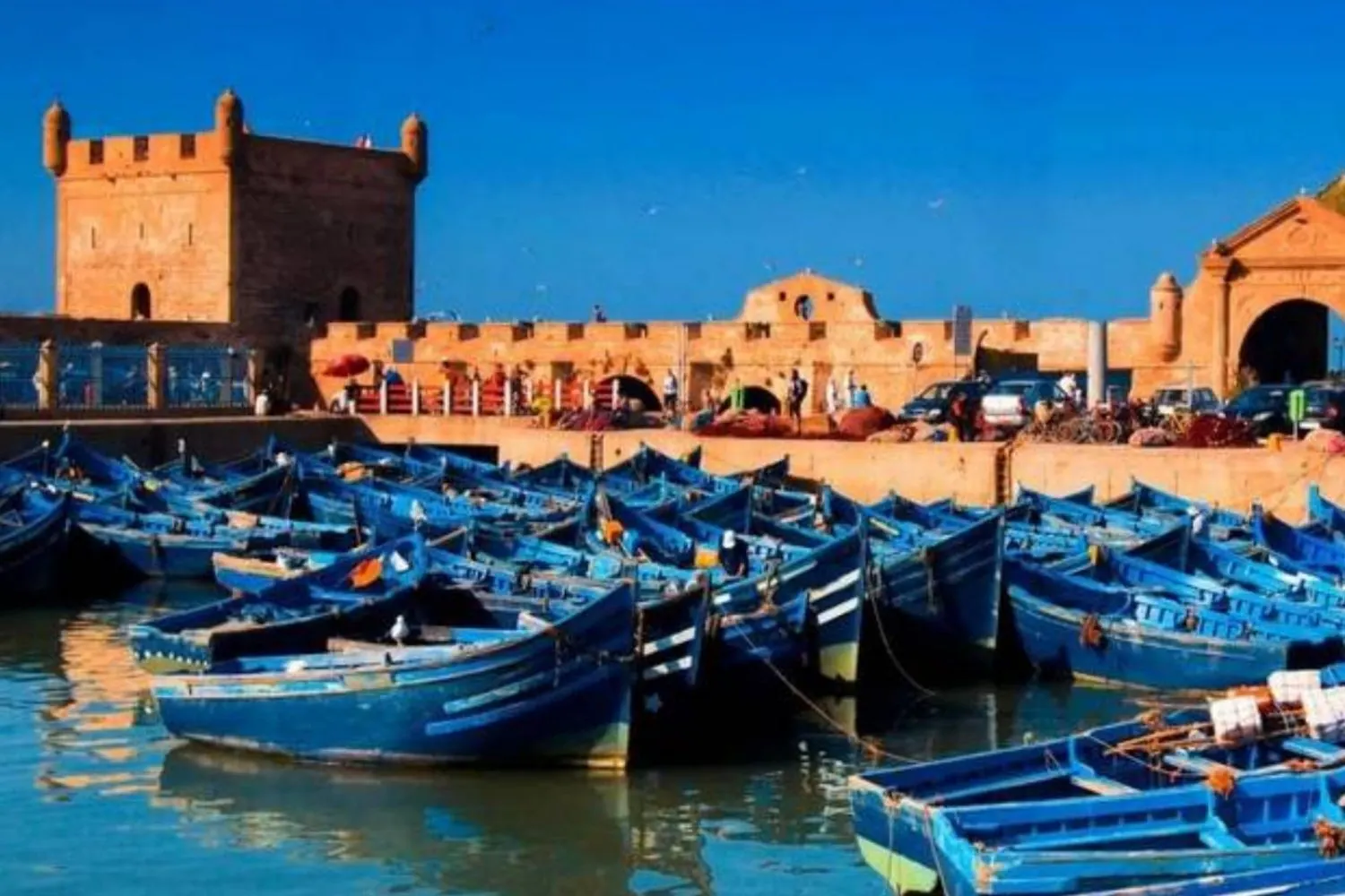 9-day Morocco Tour Chefchaouen trips  in Sahara Desert