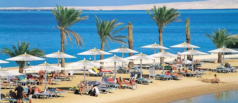 6-day Hurghada camping Tour in Giza Plateau